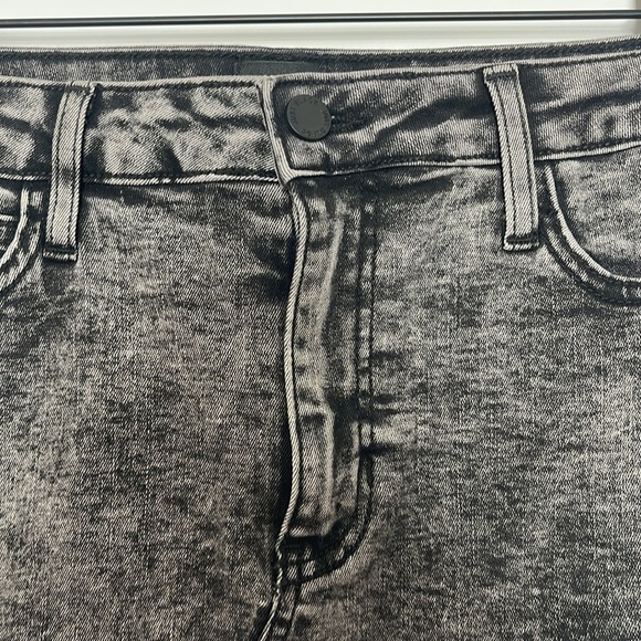 Black denim mini skirt - Picture 3 of 5